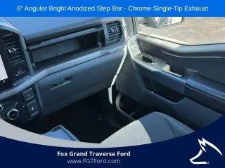Ford F-150 2025 4x4 XLT 4 puertas SuperCrew 5.5 pies. SB