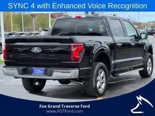 Ford F-150 2025 4x4 XLT 4 puertas SuperCrew 5.5 pies. SB