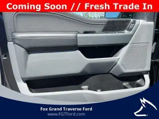Ford F-150 2023 4x4 XLT 4 puertas SuperCrew 6.5 pies. SB