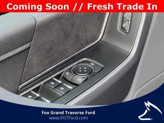 Ford F-150 2025 4x4 XLT 4 puertas SuperCrew 5.5 pies. SB