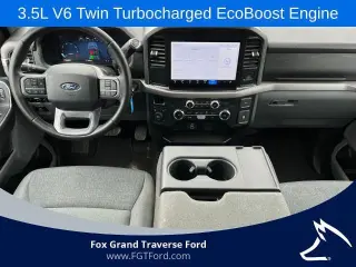 Ford F-150 2025 4x4 XLT 4 puertas SuperCrew 5.5 pies. SB
