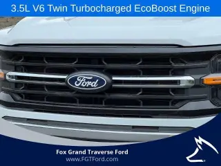 Ford F-150 2025 4x4 XLT 4 puertas SuperCrew 5.5 pies. SB