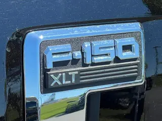 Ford F-150 2025 4x4 XLT 4 puertas SuperCrew 6.5 pies. SB