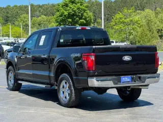 Ford F-150 2025 4x4 XLT 4 puertas SuperCrew 6.5 pies. SB