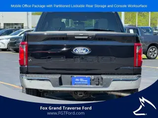 Ford F-150 2024 4x4 XLT 4 puertas SuperCrew 5.5 pies. SB