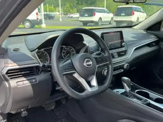 Nissan Altima 2024 2.5 SV 4 puertas Sedan