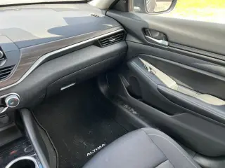 Nissan Altima 2024 2.5 SV 4 puertas Sedan