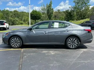 Nissan Altima 2024 2.5 SV 4 puertas Sedan