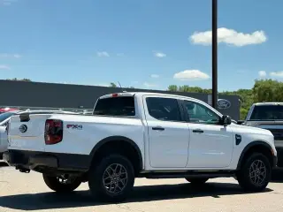 Ford Ranger 2025 4x4 XLT 4 puertas SuperCrew 5.0 pies. SB