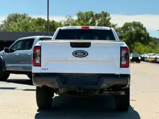 Ford Ranger 2025 4x4 XLT 4 puertas SuperCrew 5.0 pies. SB