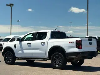 Ford Ranger 2025 4x4 XLT 4 puertas SuperCrew 5.0 pies. SB
