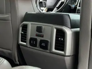 Ford F-150 2020 4x4 Lariat 4 puertas SuperCrew 5.5 pies. SB