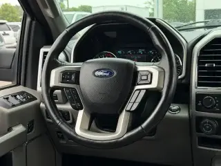 Ford F-150 2020 4x4 Lariat 4 puertas SuperCrew 5.5 pies. SB