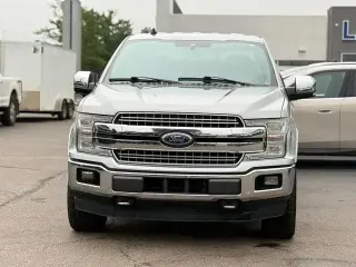 Ford F-150 2020 4x4 Lariat 4 puertas SuperCrew 5.5 pies. SB