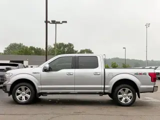 Ford F-150 2020 4x4 Lariat 4 puertas SuperCrew 5.5 pies. SB