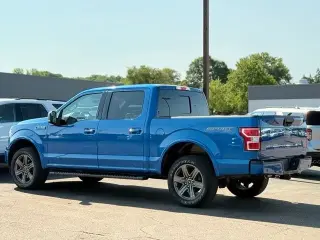 Ford F-150 2020 4x4 XLT 4 puertas SuperCrew 5.5 pies. SB