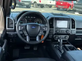 Ford F-150 2020 4x4 XLT 4 puertas SuperCrew 5.5 pies. SB