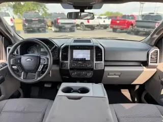 Ford F-150 2019 4x4 XLT 4 puertas SuperCrew 5.5 pies. SB