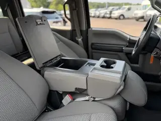Ford F-150 2019 4x4 XLT 4 puertas SuperCrew 5.5 pies. SB