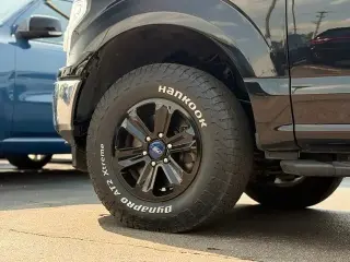 Ford F-150 2019 4x4 XLT 4 puertas SuperCrew 5.5 pies. SB