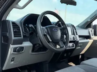 Ford F-150 2019 4x4 XLT 4 puertas SuperCrew 5.5 pies. SB