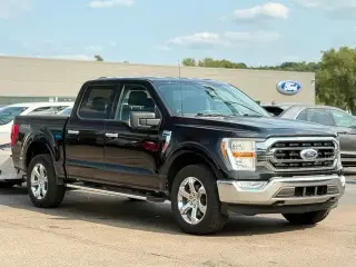 Ford F-150 2022 4x4 XLT 4 puertas SuperCrew 5.5 pies. SB