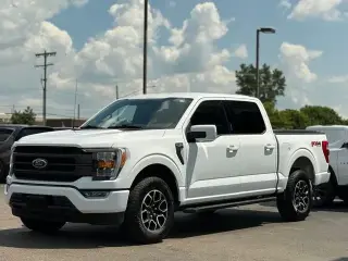 Ford F-150 2023 4x4 Lariat 4 puertas SuperCrew 5.5 pies. Caja corta