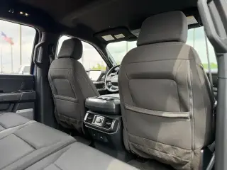 Ford F-150 2023 4x4 XLT 4 puertas SuperCrew 5.5 pies. SB