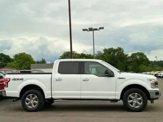 Ford F-150 2019 4x4 XLT 4 puertas SuperCrew 5.5 pies SB