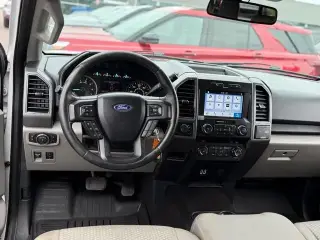 Ford F-150 2019 4x4 XLT 4 puertas SuperCrew 5.5 pies SB