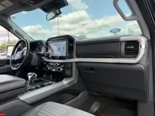 Ford F-150 2023 4x4 XLT 4 puertas SuperCrew 5.5 pies. SB