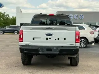Ford F-150 2023 4x4 XLT 4 puertas SuperCrew 5.5 pies. SB