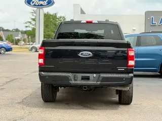 Ford F-150 2023 4x4 XL 4 puertas SuperCrew 5.5 pies SB