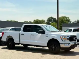 Ford F-150 2021 4x4 XLT 4 puertas SuperCrew 6.5 pies. SB