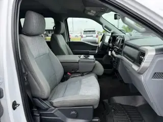 Ford F-150 2022 4x4 XLT 4 puertas SuperCrew 5.5 pies. SB