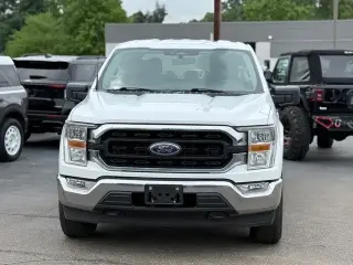 Ford F-150 2022 4x4 XLT 4 puertas SuperCrew 5.5 pies. SB