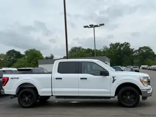 Ford F-150 2022 4x4 XLT 4 puertas SuperCrew 5.5 pies. SB