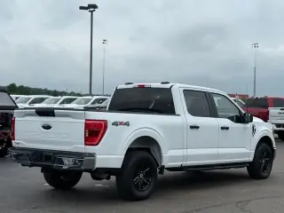 Ford F-150 2022 4x4 XLT 4 puertas SuperCrew 5.5 pies. SB