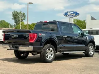 Ford F-150 2023 4x4 XLT 4 puertas SuperCrew 5.5 pies SB