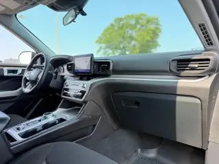 Ford Explorer 2024 AWD XLT SUV de 4 puertas