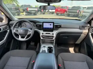 Ford Explorer 2024 AWD XLT SUV de 4 puertas