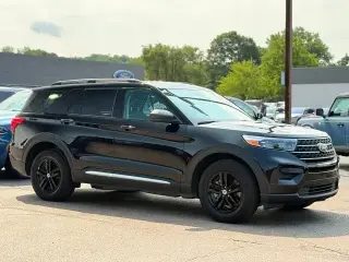 Ford Explorer 2024 AWD XLT SUV de 4 puertas