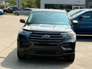 Ford Explorer 2024 AWD XLT SUV de 4 puertas