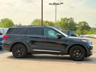 Ford Explorer 2024 AWD XLT SUV de 4 puertas