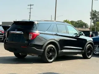 Ford Explorer 2024 AWD XLT SUV de 4 puertas