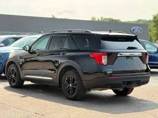 Ford Explorer 2024 AWD XLT SUV de 4 puertas