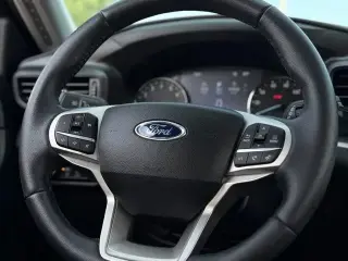 Ford Explorer 2024 AWD XLT SUV de 4 puertas