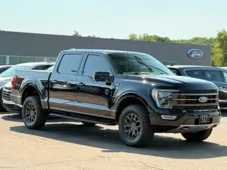 Ford F-150 2023 4x4 Tremor 4 puertas SuperCrew 5.5 pies SB