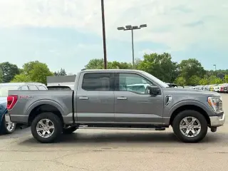 Ford F-150 2021 4x4 XLT 4 puertas SuperCrew 5.5 pies SB