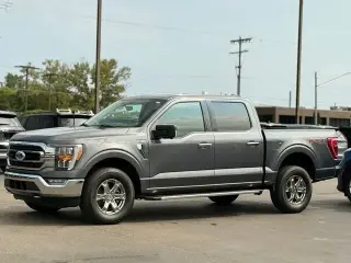 Ford F-150 2021 4x4 XLT 4 puertas SuperCrew 5.5 pies SB
